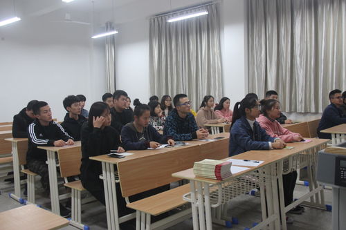 心理健康教育與咨詢中心舉行2017級心理委員培訓開班儀式，共筑校園心理安全防線